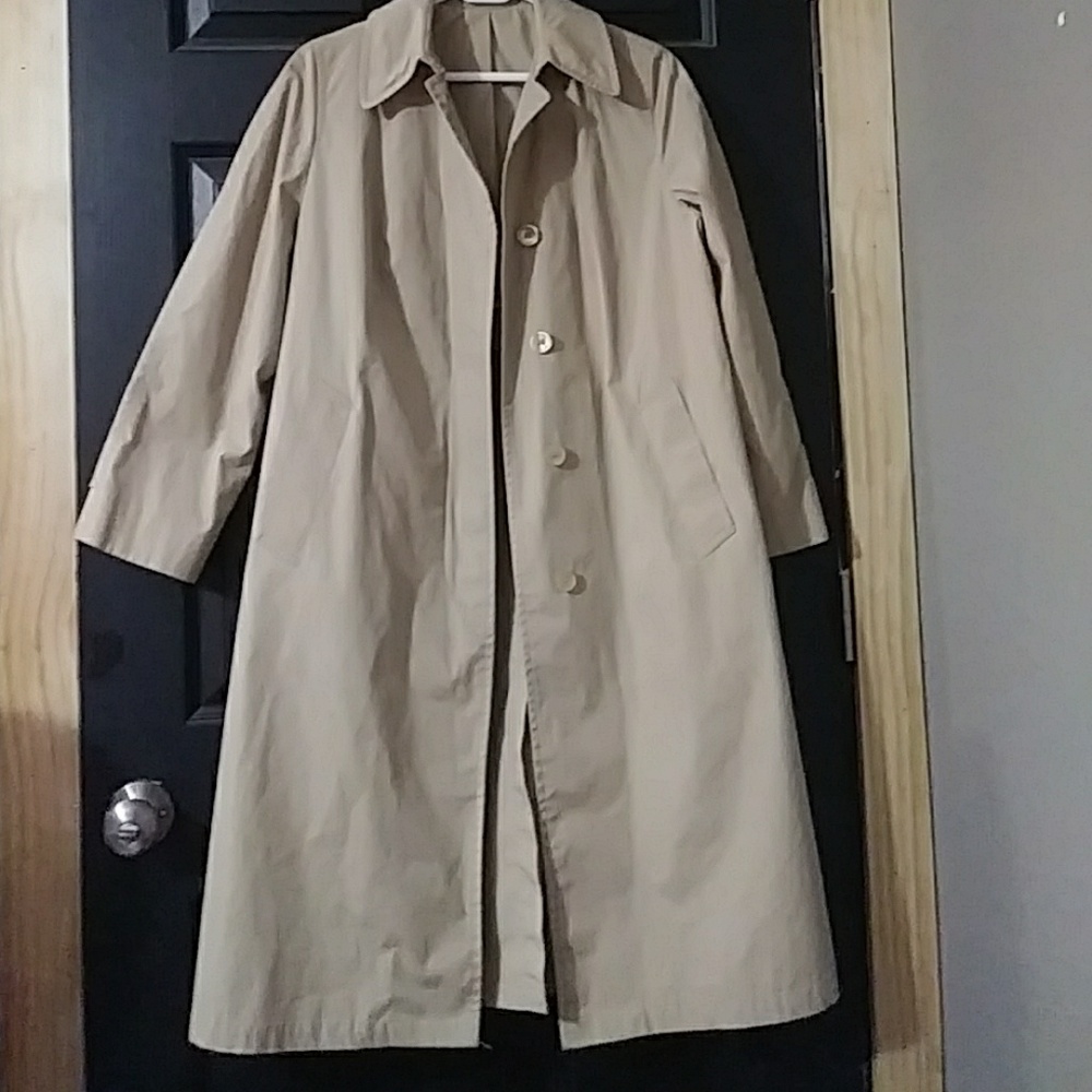 London Fog Coat - Picture 6 of 7